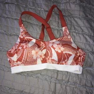 Victoria Secret Sports Bra NWOT